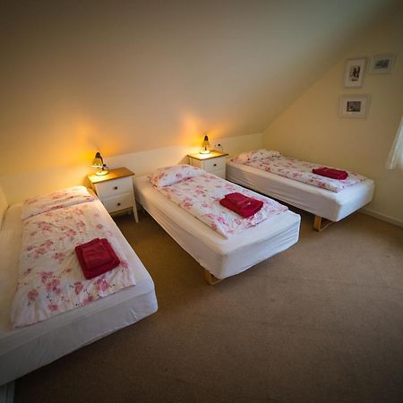 Guesthouse Gamla Ísafjörður Buitenkant foto