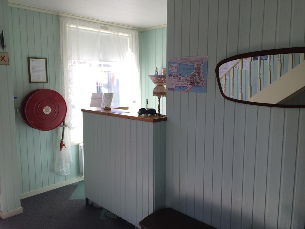 Guesthouse Gamla Ísafjörður Buitenkant foto