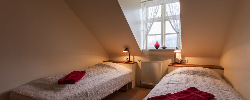Guesthouse Gamla Ísafjörður Buitenkant foto
