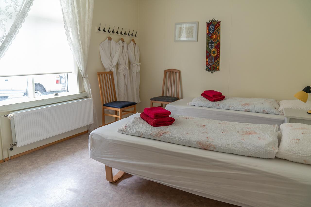 Guesthouse Gamla Ísafjörður Buitenkant foto