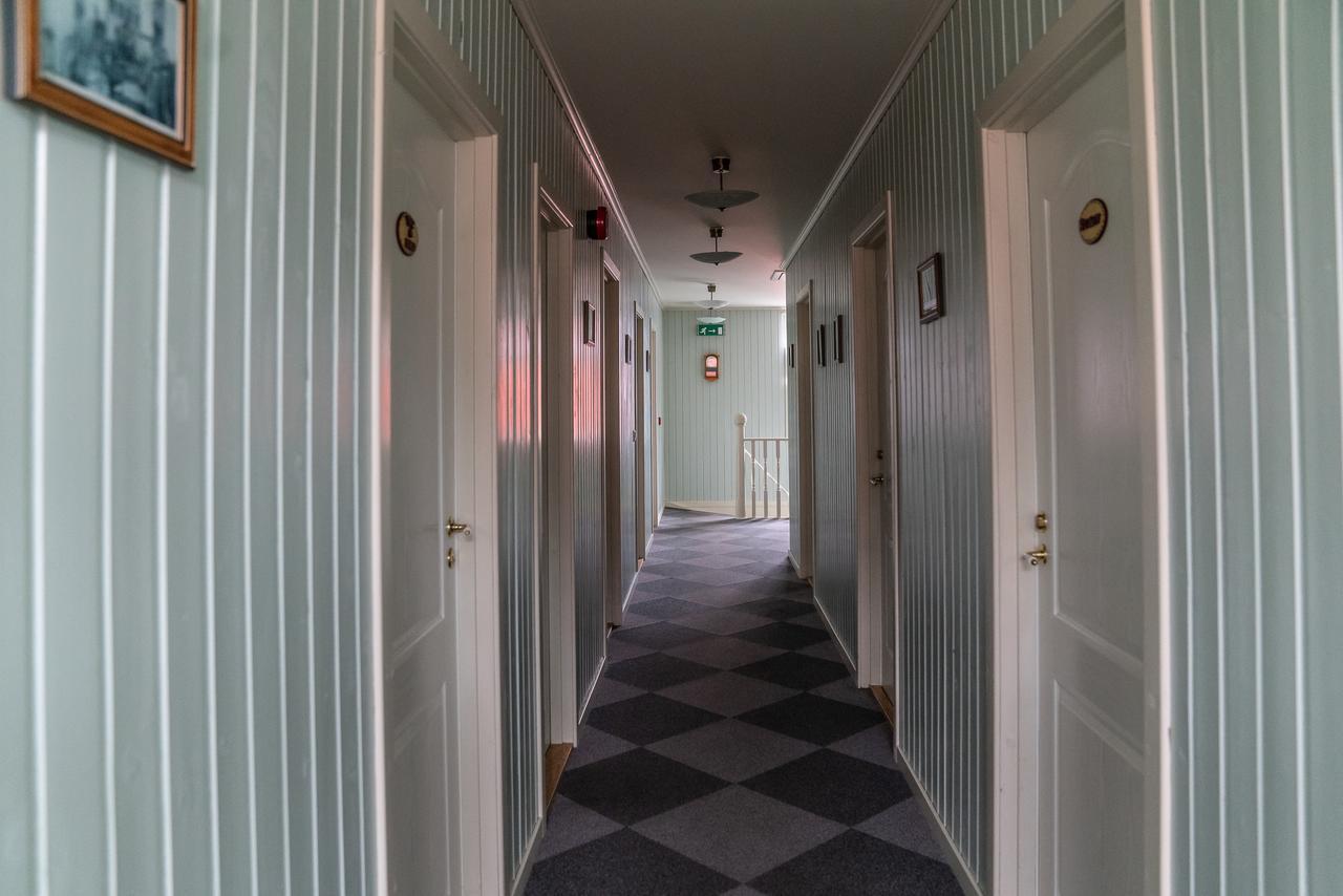 Guesthouse Gamla Ísafjörður Buitenkant foto