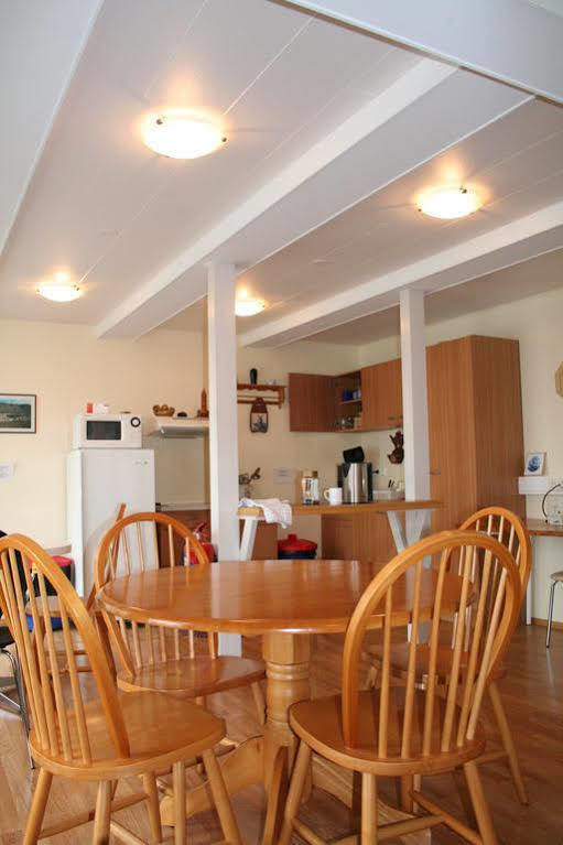 Guesthouse Gamla Ísafjörður Buitenkant foto
